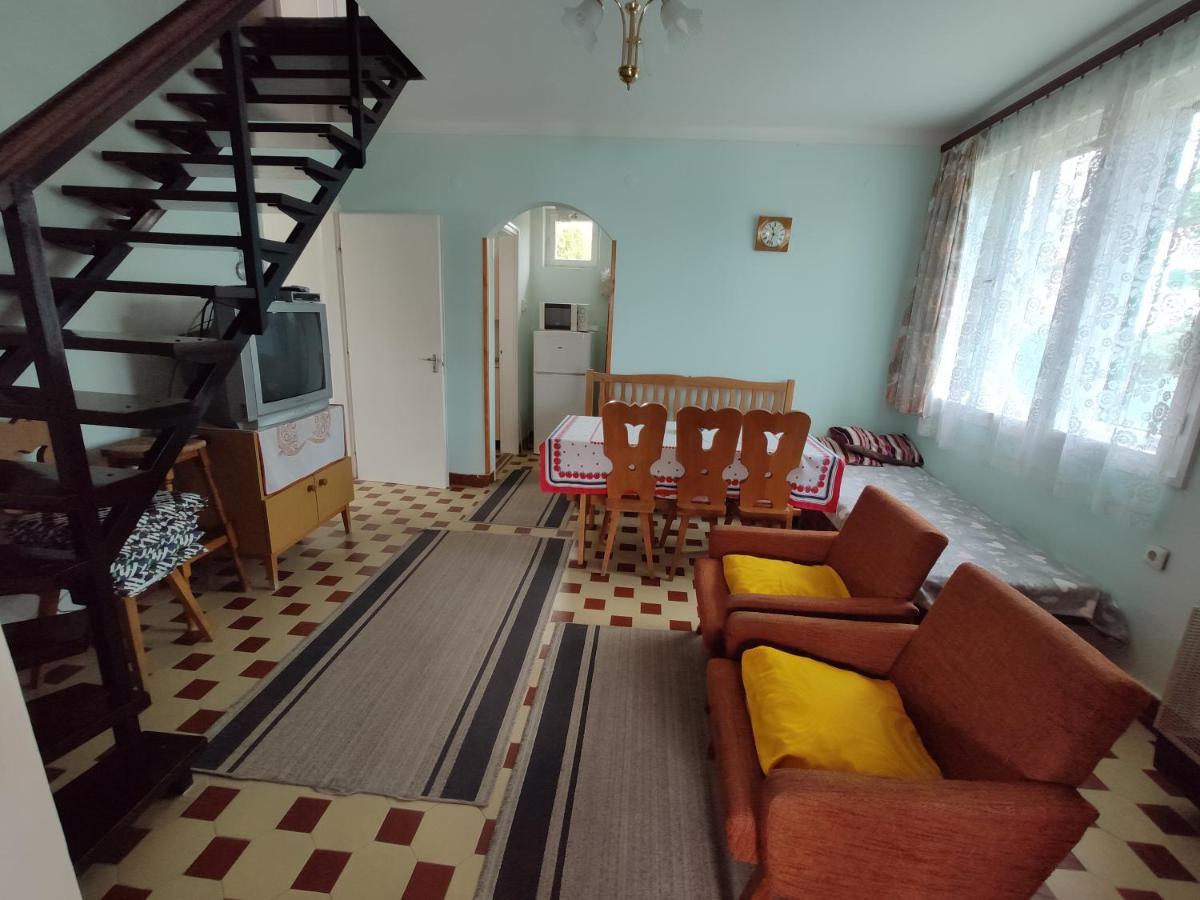 Vitorlas Haus Balatonkeresztúr Buitenkant foto
